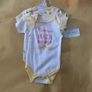 Baby gear summer girls three pack lemon themed onesies. Size 3 to 6 month